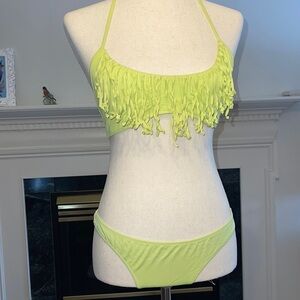 Neon VS bikini